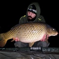 HERE IS KHAN TEECE WITH A CORKING 24LB 8OZ COMMON,CAUGHT FROM PEG (1) 