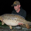 here is adam lunt with a 22lb 8oz mirror, caught from peg (8)well done adam good angling mate