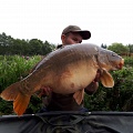 here is simon whalley with a 25lb 8oz mirror.