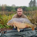here is josh harrington with a 32lb 4oz millbrook mirror, his new pb, well done josh good angling mate.